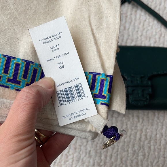Tory Burch McGraw green wallet crossbody - Picture 2 of 15